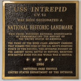 "At the Intrepid Museum 2023 149" by Photograph by Mike Peel (www.mikepeel.net). is licensed under CC BY-SA 4.0.