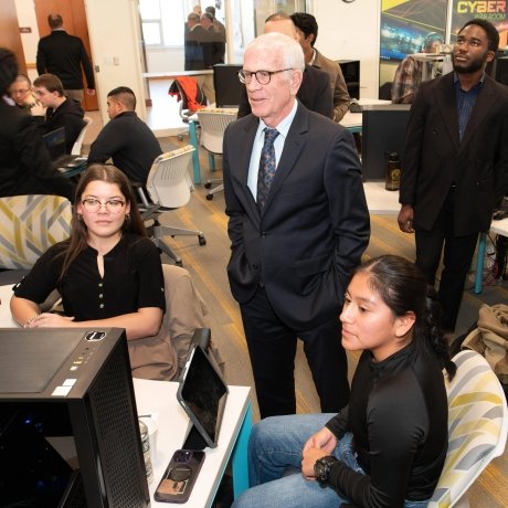 Vermont Sen. Peter Welch, Norwich University students, and NUARI representatives in the Norwich University Cyber War Room for the Humanitarian Disaster Response Initiative