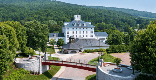 Aerial photo of Kreitzberg Library and Sullivan Museum at Norwich University.