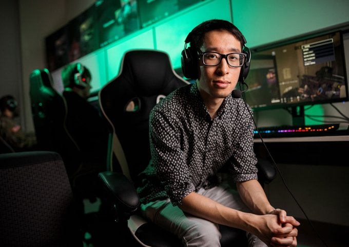 Esports student