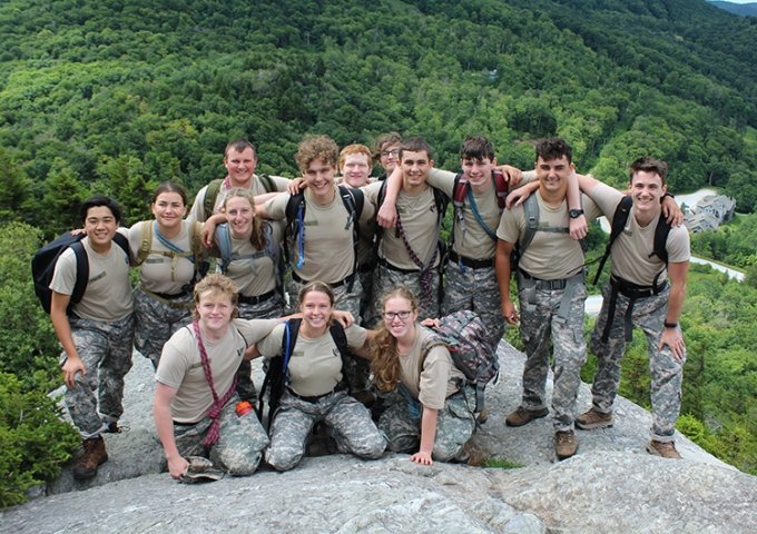 FLC campers on top of Deer Leap Mountain posing as a group.