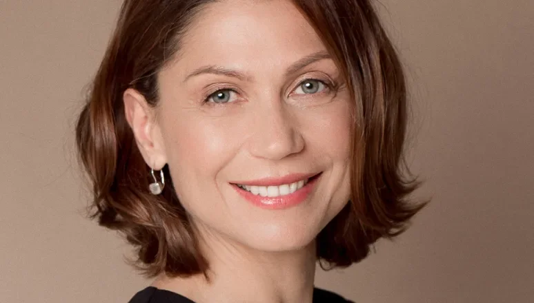 Author Mariana Budjeryn 