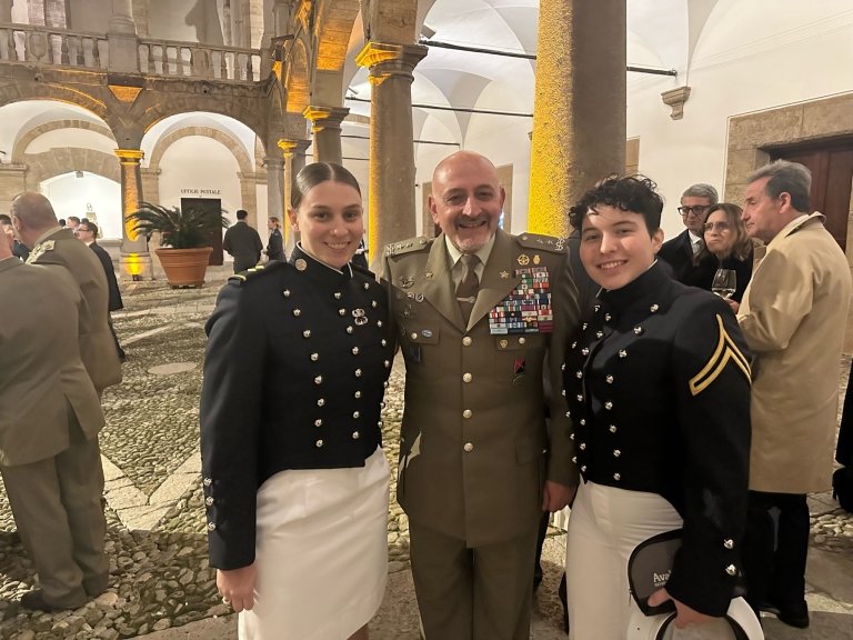 Cadet Adipietro and Cadet Vargas with Major General Maurizio Angelo Scardino. 