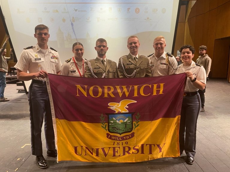 Norwich Cadets take picture with Polish Cadets. 