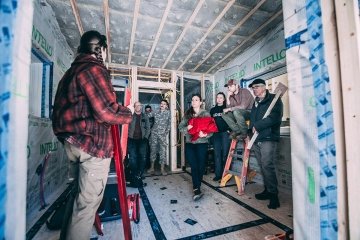 Design Build: LIFT House Construction