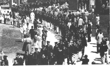 Class of 1980 nostalgic homecoming photo
