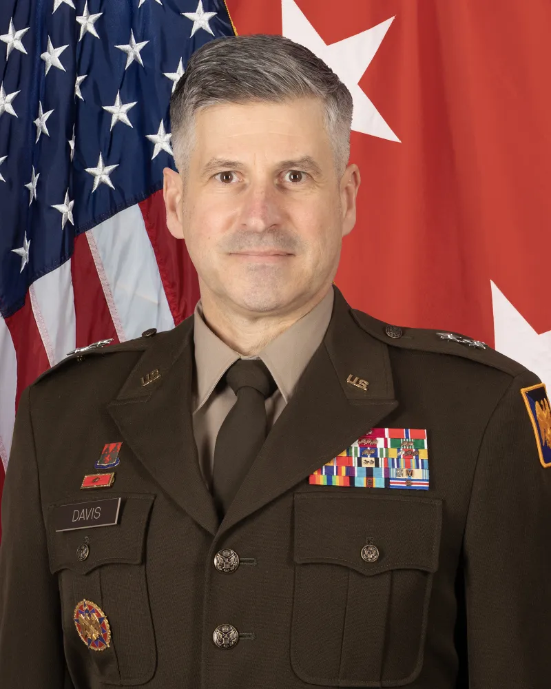 Robert Davis's professional headshot in Army uniform.